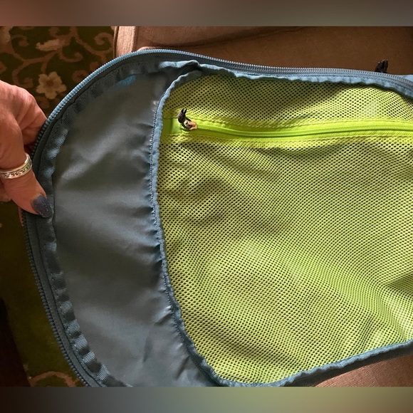 Osprey Fairview 70L Women’s Travel Backpack - Picture 9 of 14